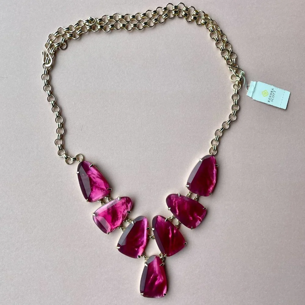 Kendra Scott Harlie Necklace Pink Berry Burgundy Illusion 14k Gold Plated NWT - Picture 8 of 16